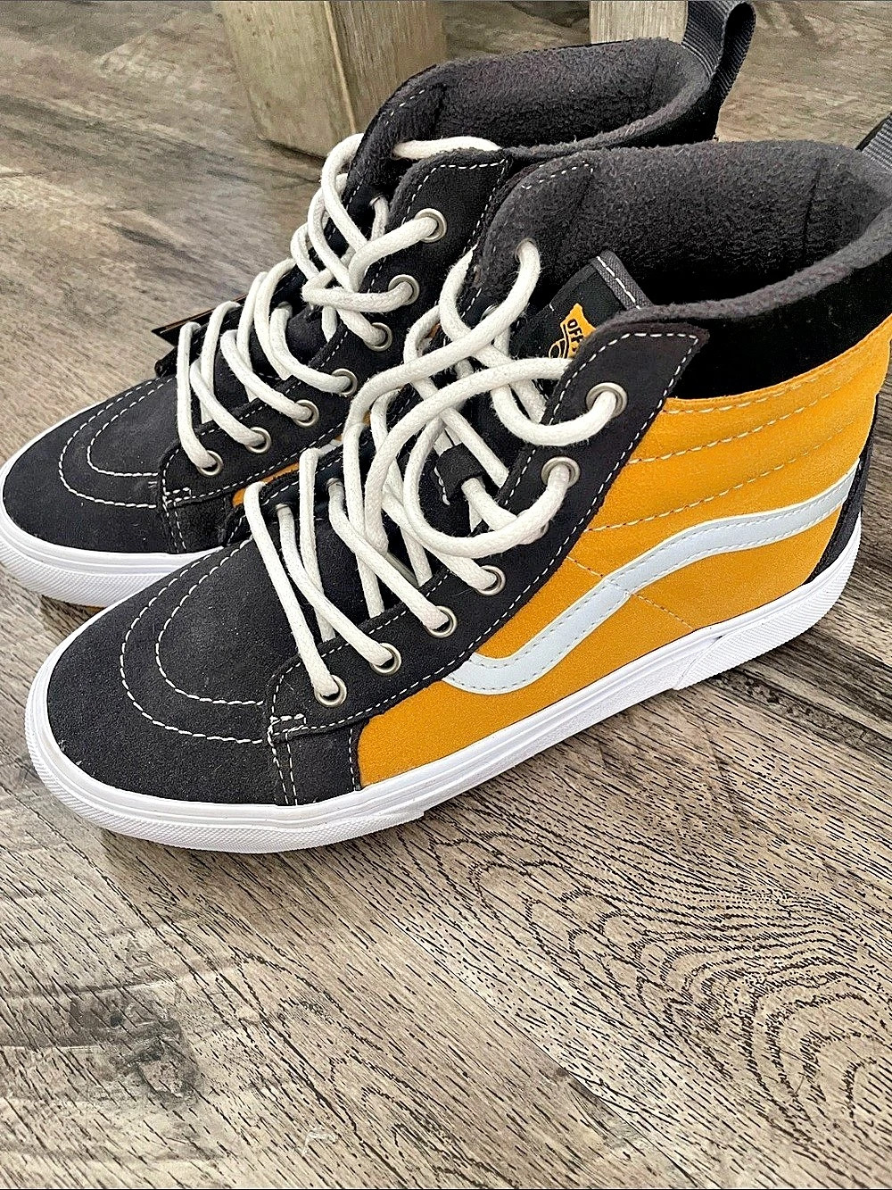 Vans Sk8-Hi MTE-2 MTE High-Top Sneakers Yellow & Gray US 5.5